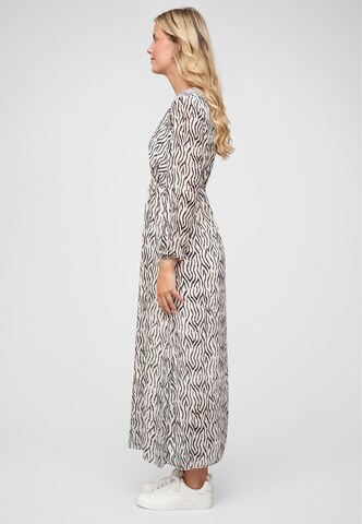 Cloud5ive Šaty – bílá