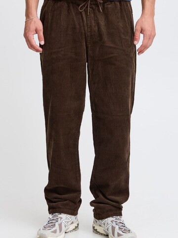 !Solid Regular Trousers 'Gutti' in Brown