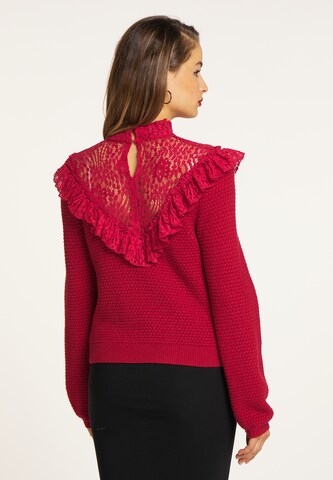 faina Sweater in Red