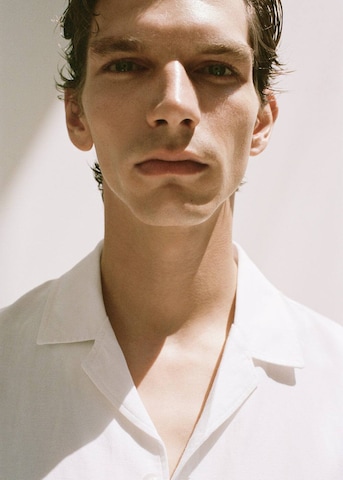 MANGO MAN Regular fit Button Up Shirt 'Banarea' in White