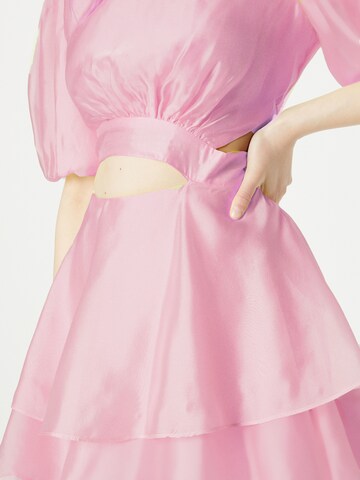 Bardot Kleid 'Enya Organza' in Pink