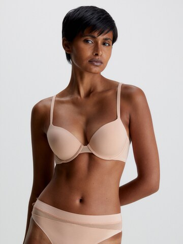 Invisible Soutien-gorge 'Perfectly Fit Flex' Calvin Klein Underwear en beige : devant
