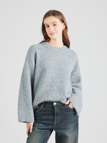 TOPSHOP Sweater in Grey: front