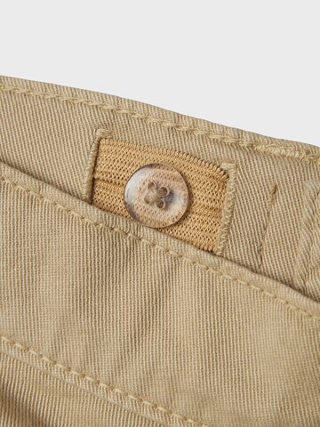 regular Pantaloni 'NKMSILAS ISAK' di NAME IT in beige