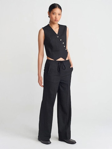 Dilvin Vest in Black