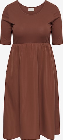 Robe 'KCKristi' KAFFE CURVE en marron : devant