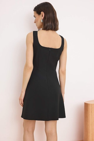 Robe Trendyol en noir