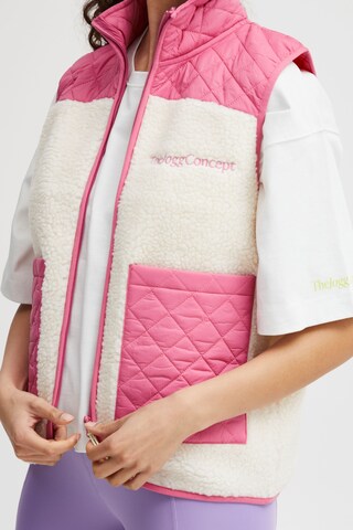 The Jogg Concept Bodywarmer in Roze