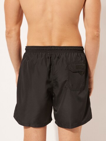 CALZEDONIA Badeshorts in Schwarz