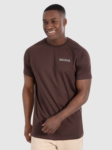 Smilodox Shirt ' Erwin ' in Braun: Vorderseite