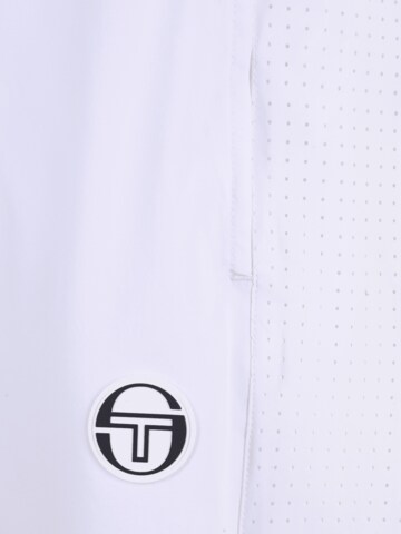 Regular Pantalon de sport Sergio Tacchini en blanc