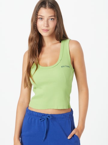 BDG Urban Outfitters Топ в зелено: отпред