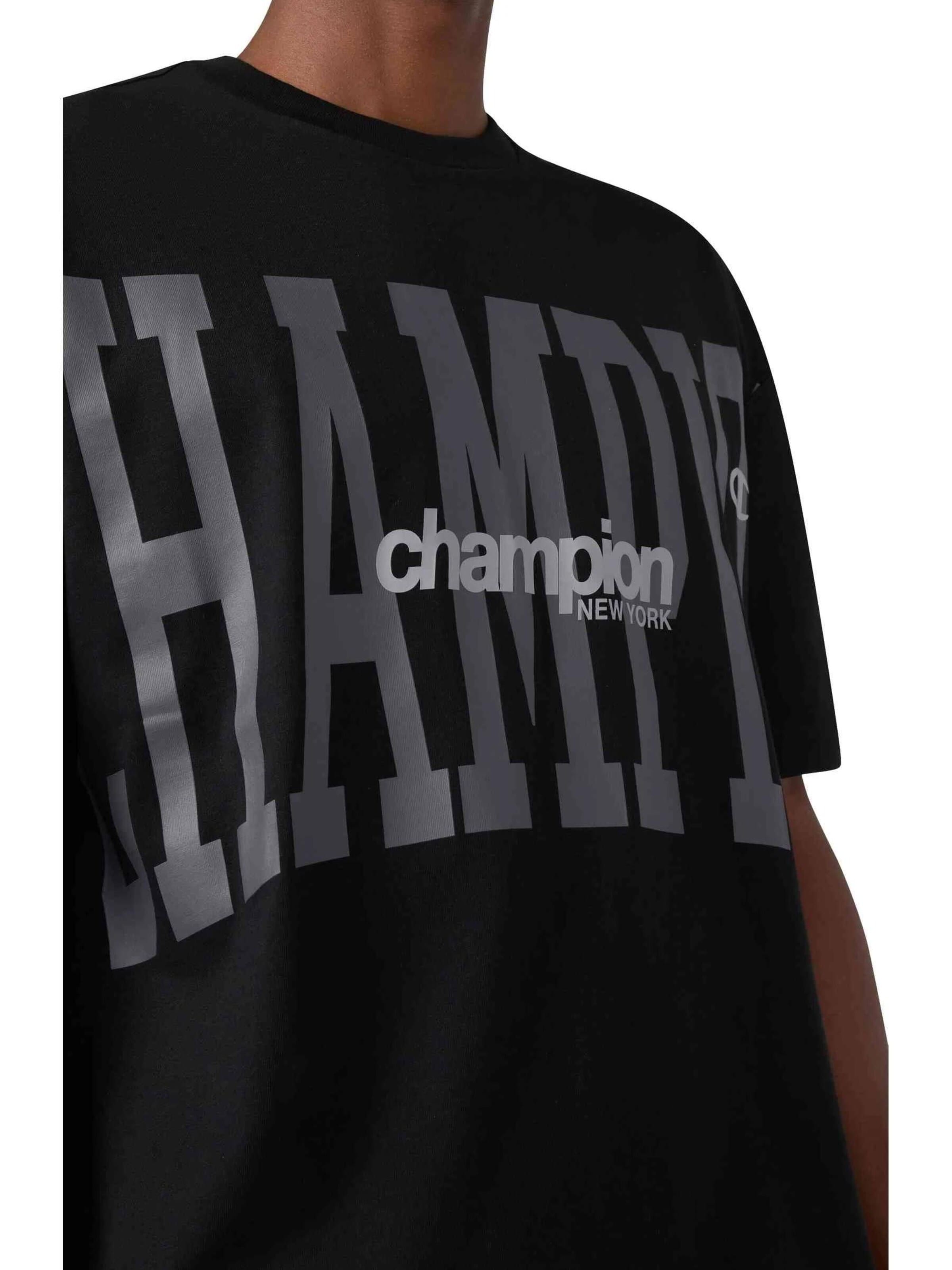 T-Shirt 'Camiseta champion negra maxi logo urban contemporary tee' Champion -DO NOT USE- en noir