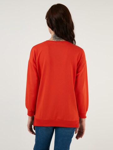 LELA Sweatshirt in Rot