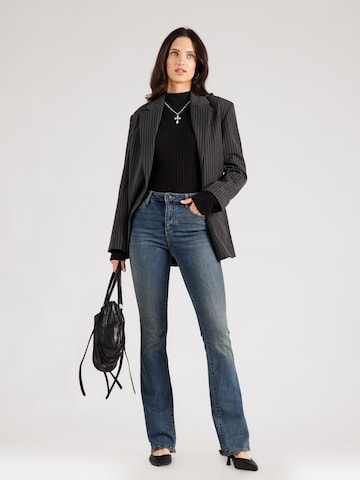 ARMANI EXCHANGE Расклешенный Джинсы в Синий