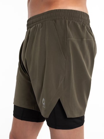 mymotus Regular Sportbroek in Groen