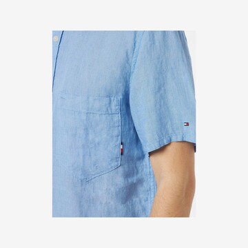 mėlyna TOMMY HILFIGER Standartinis modelis Marškiniai 'MANDARIN'