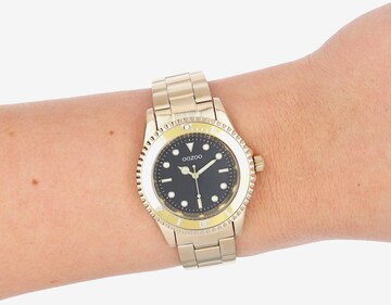 OOZOO Analog Watch in Gold: front