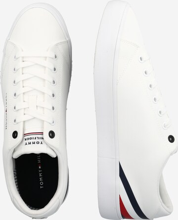 TOMMY HILFIGER Sneaker in Weiß