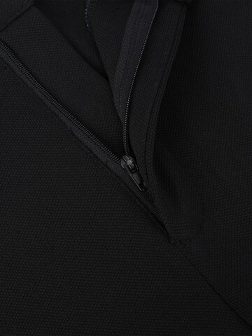 YOUTHUP Slim fit Suit in Black