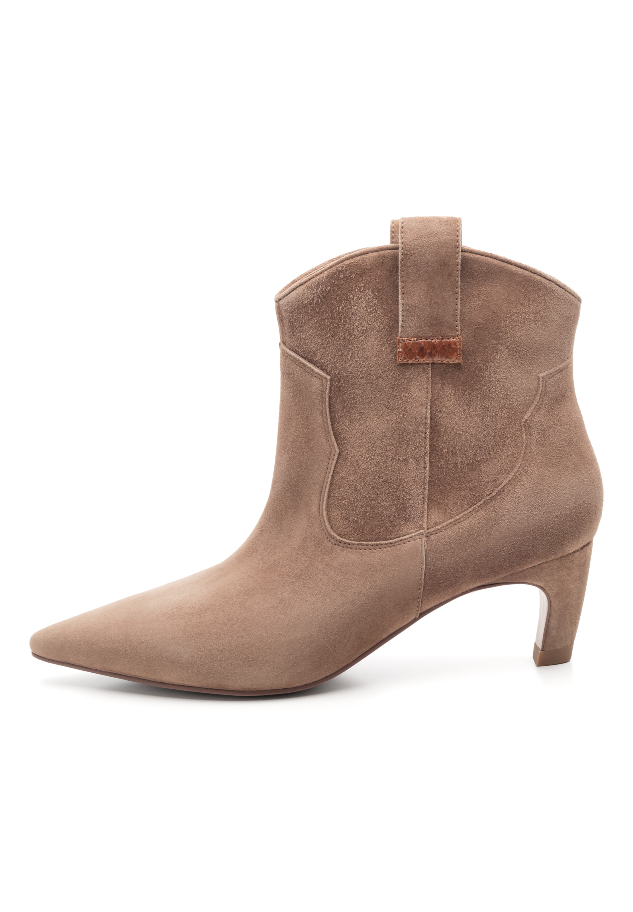 WODEN Boots 'Dicte Low' in Bruin: voorkant