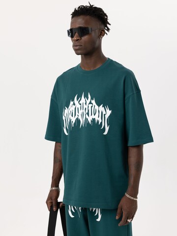 Tricou 'Gaura' de la VAMOS CLO pe verde