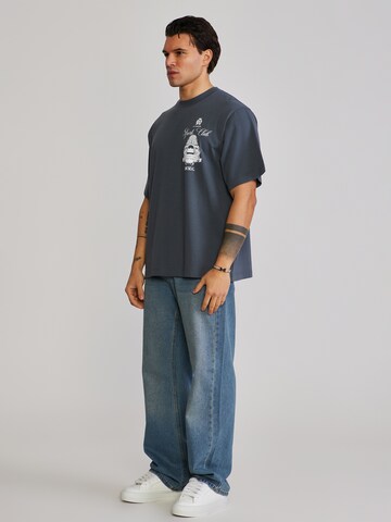 SikSilk Shirt in Grey
