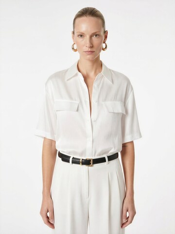 Koton Blouse in Wit: voorkant