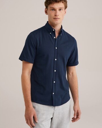Coupe slim Chemise WE Fashion en bleu : devant