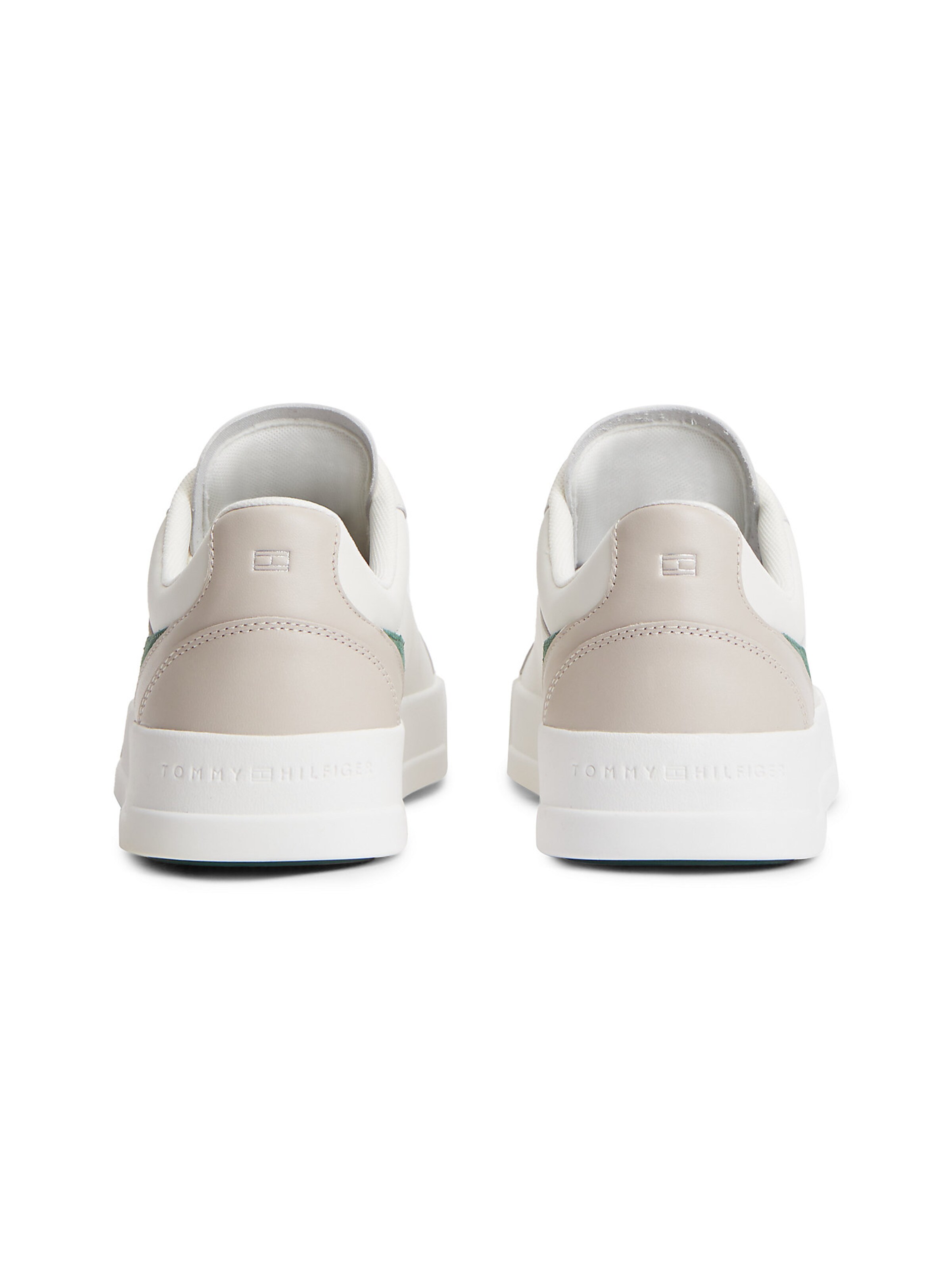 Baskets basses TOMMY HILFIGER en blanc