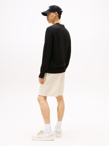 Tommy Jeans Sweater 'ESSENTIAL ' in Black
