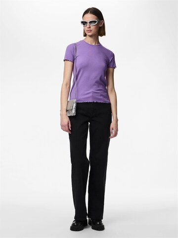 T-shirt 'NICCA' PIECES en violet