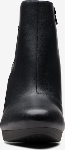 CLARKS Stiefelette in Schwarz