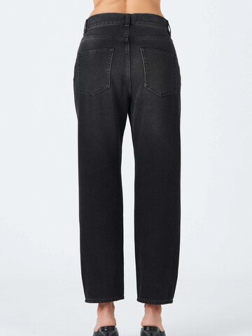 No44 Tapered Jeans 'Crossover Jean Black'‌‌ in Schwarz