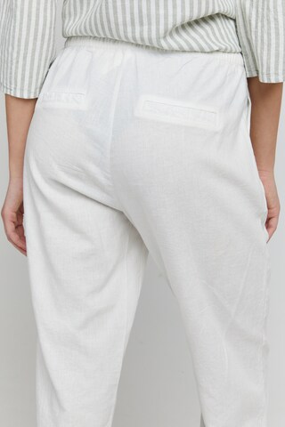 Oxmo - regular Pantalón en blanco