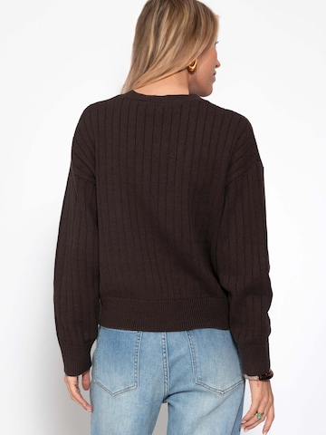 SASSYCLASSY Sweater in Brown