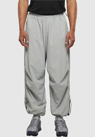 Urban Classics Tapered Pants in Grey: front