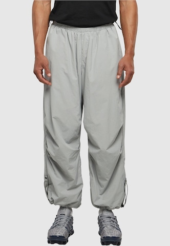 Effilé Pantalon Urban Classics en gris : devant