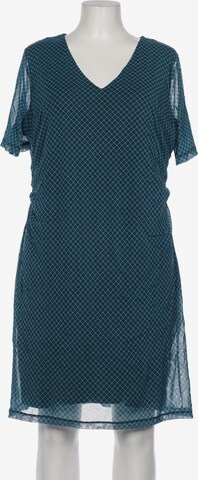 TRIANGLE Dress in 6XL in Green: front