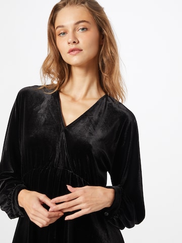 Robe 'ESME' ONLY en noir