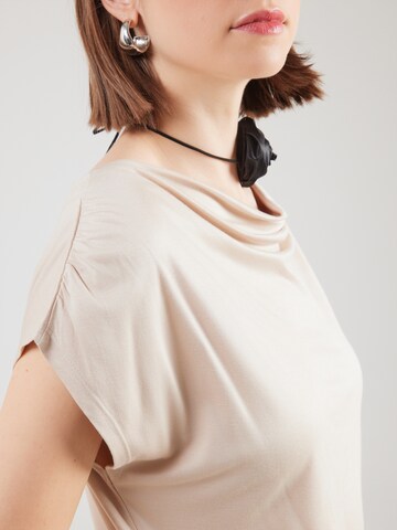 COMMA T-shirt i beige