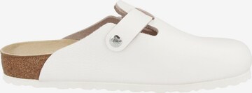 BIRKENSTOCK Pantofle 'Boston' – bílá