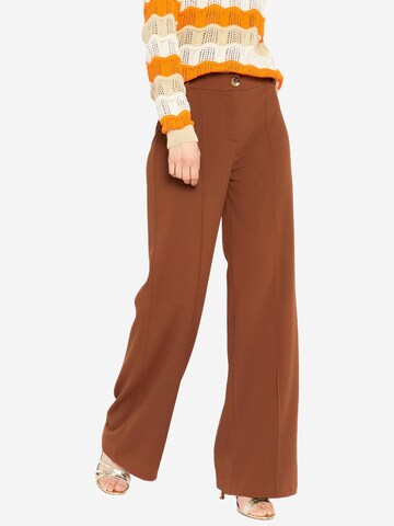 Wide leg Pantaloni di LolaLiza in marrone