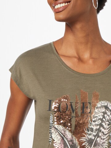 Tricou 'Marissa' de la Hailys pe verde