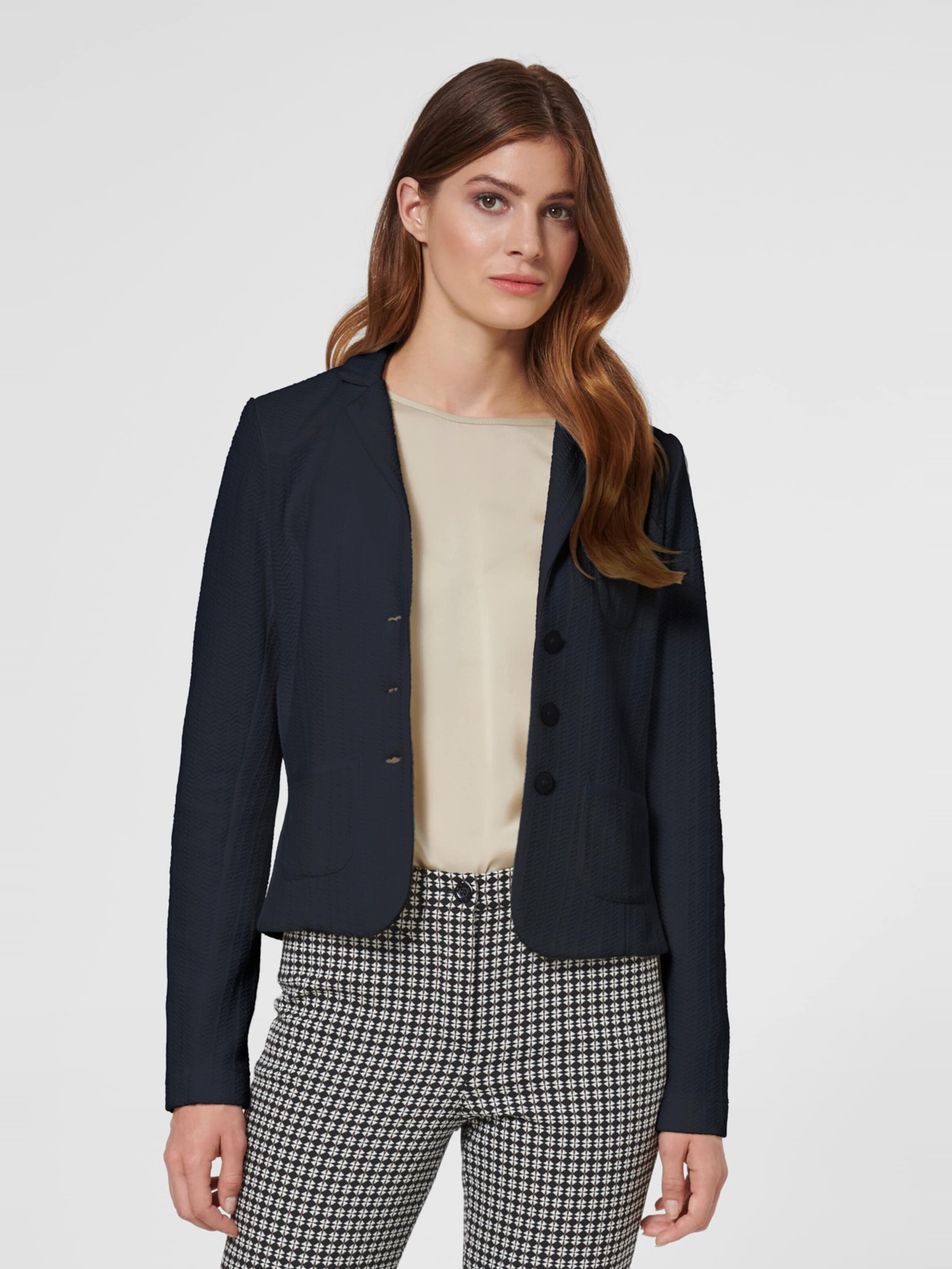 MADELEINE Blazer in Blau: Vorderseite