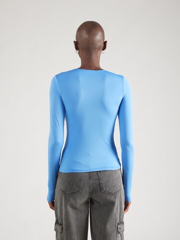 WEEKDAY Shirt in Blue