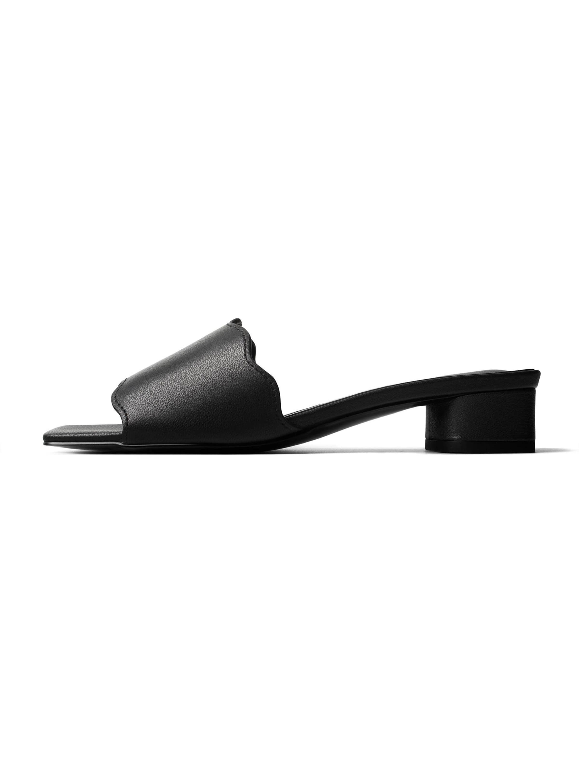 Mule 'ALWAYS IN BLOOM' L37 HANDMADE SHOES en noir : devant