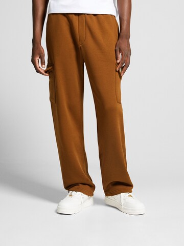 Wide Leg Pantalon Bershka en marron : devant