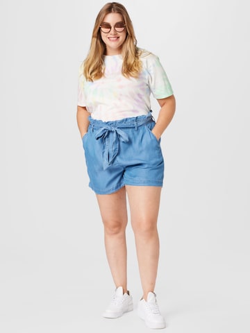 ABOUT YOU Curvy Regular Shorts 'Jella' in Blau