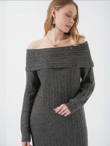 Bigdart - Vestido de malha em cinzento
